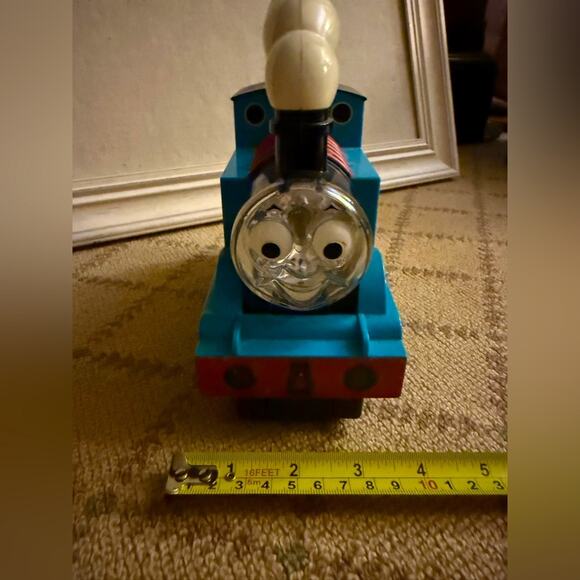 LITTLE TYKES Light and Go Thomas the Train FLASHLIGHT - Picture 6 of 9
